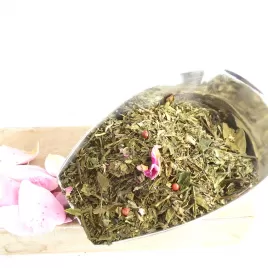 thé vert bio à la rose et menthe