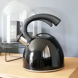 23 gadgets insolites pour boire son thé et son café : la théière